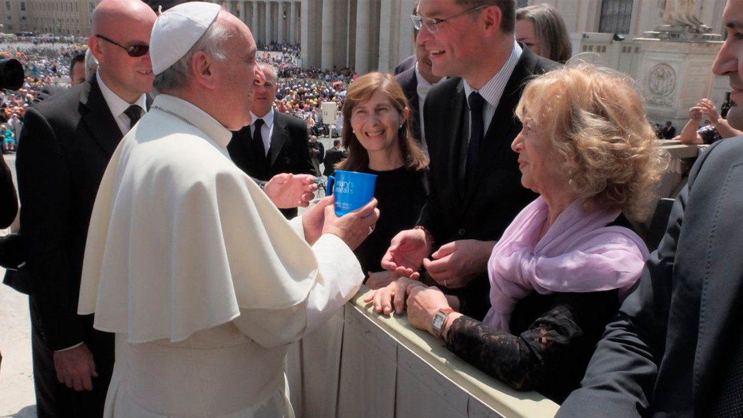 Mary’s Meals a jeho zakladateľa Magnusa MacFarlane-Barrowa osobne podporil na súkromnej audiencii pápež František